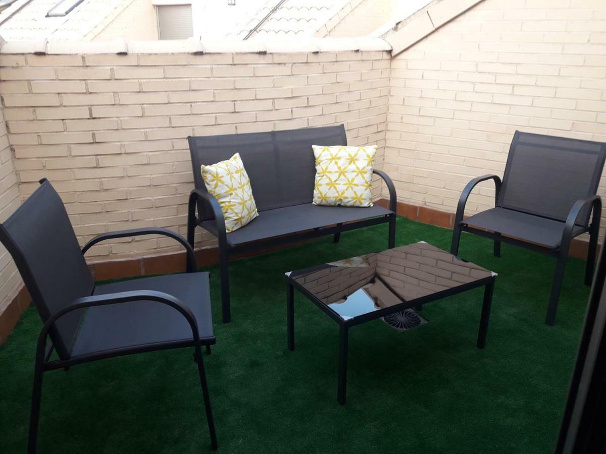 דירות Valdepeñas Apartamento Atico מראה חיצוני תמונה