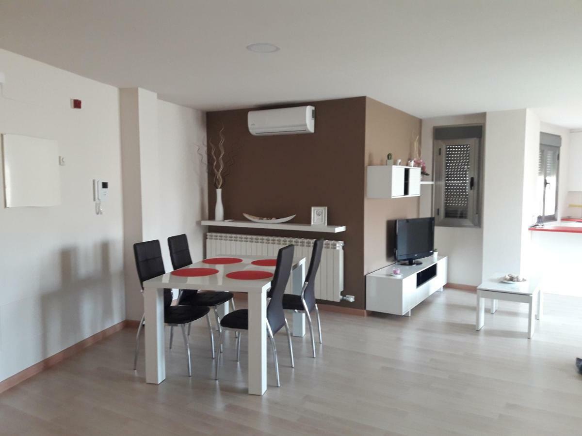דירות Valdepeñas Apartamento Atico מראה חיצוני תמונה